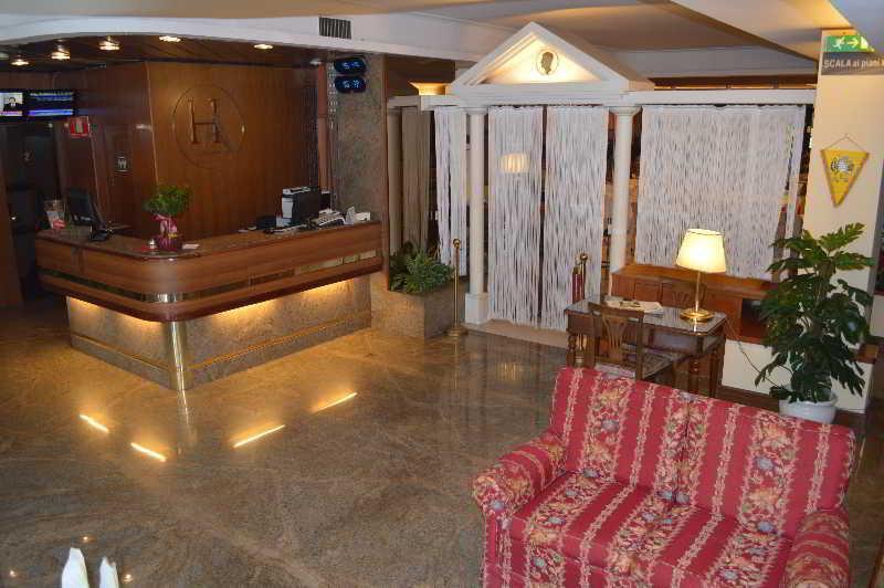 Augustus Hotel Ottaviano Buitenkant foto