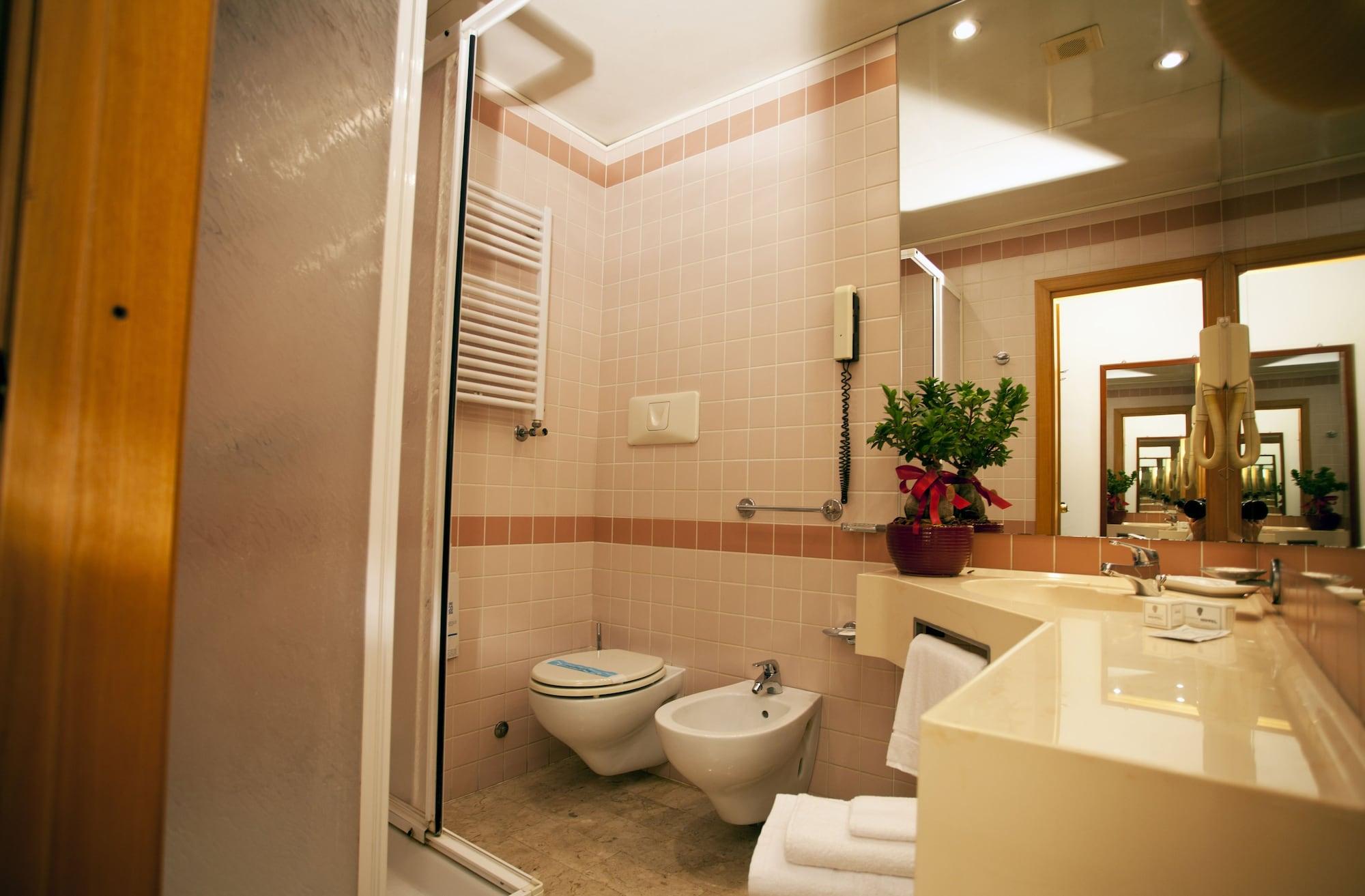 Augustus Hotel Ottaviano Buitenkant foto