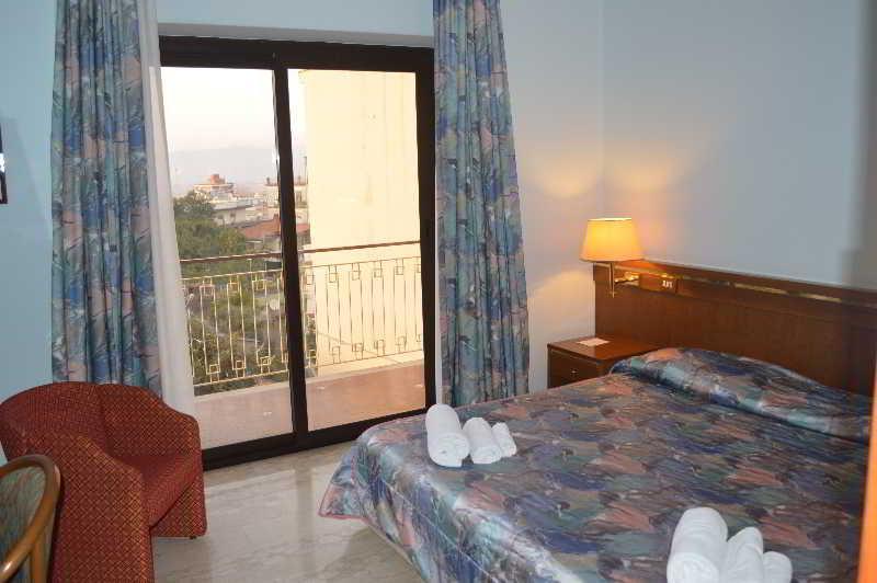 Augustus Hotel Ottaviano Buitenkant foto
