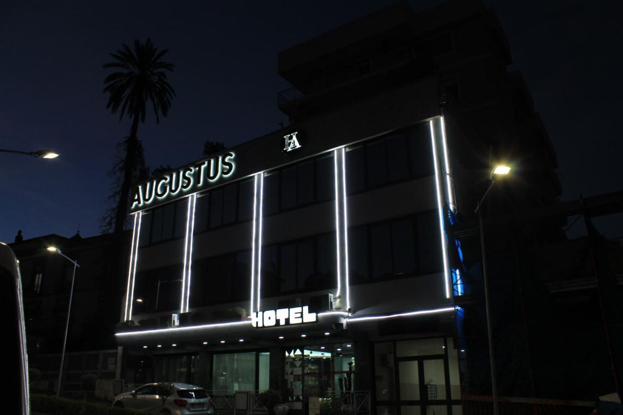 Augustus Hotel Ottaviano Buitenkant foto